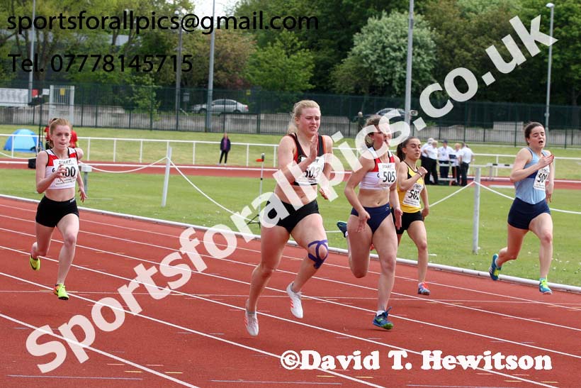 Womens under-17s 100 metres, North Eastern Track and Fields Champs., Middlesbrough. Photo: David T. Hewitson/Sports for All Pics